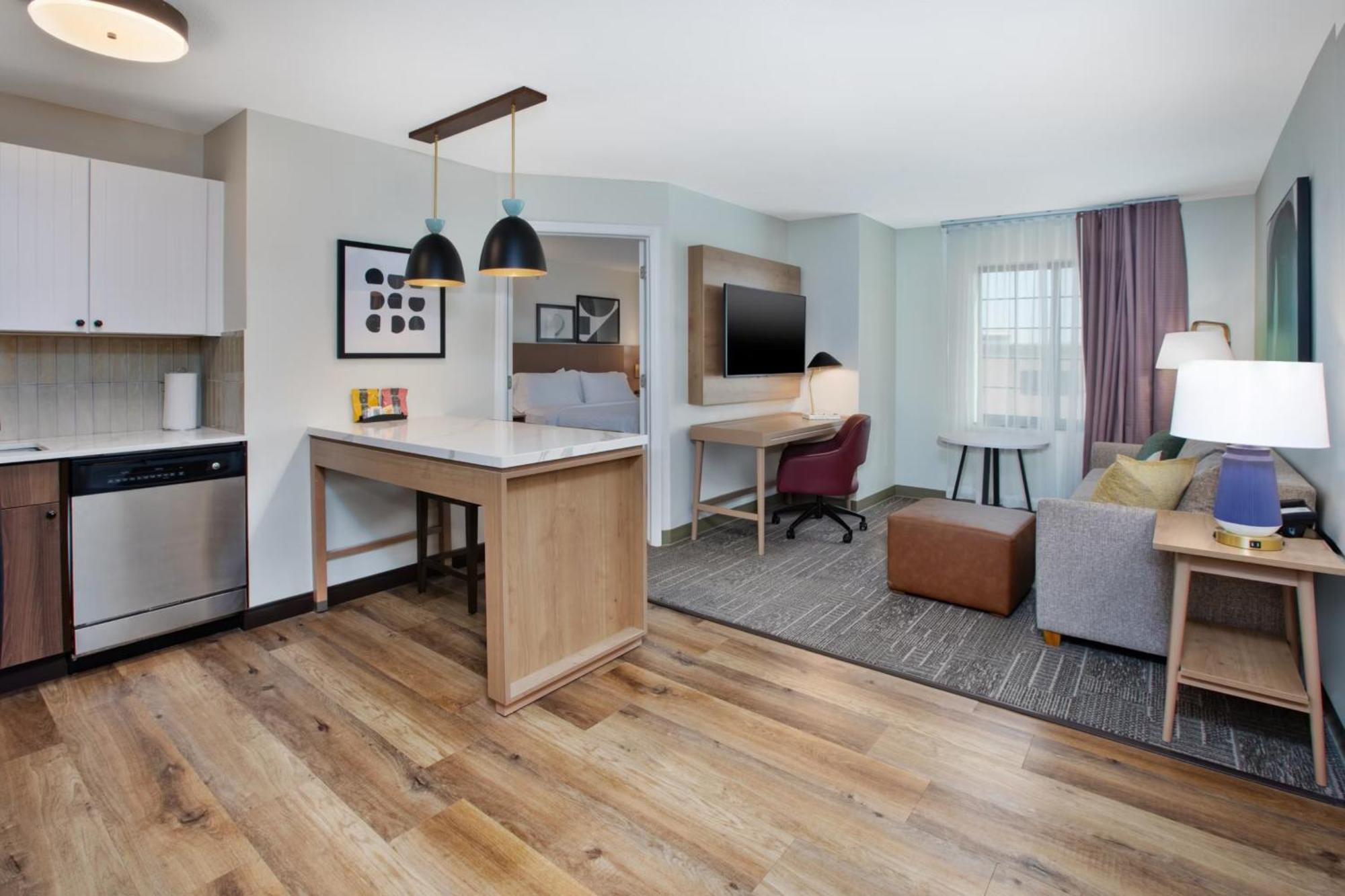 Staybridge Suites Omaha 80Th And Dodge By Ihg מראה חיצוני תמונה