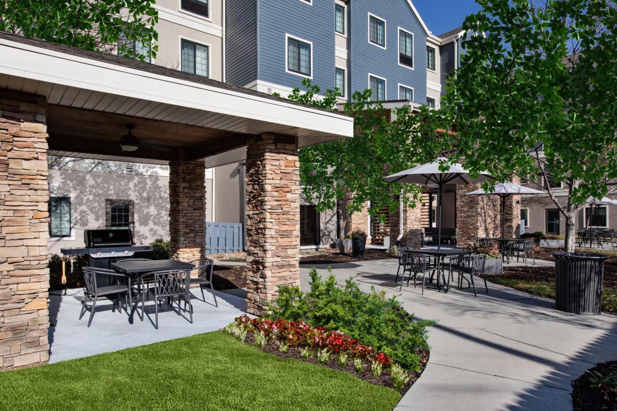 Staybridge Suites Omaha 80Th And Dodge By Ihg מראה חיצוני תמונה