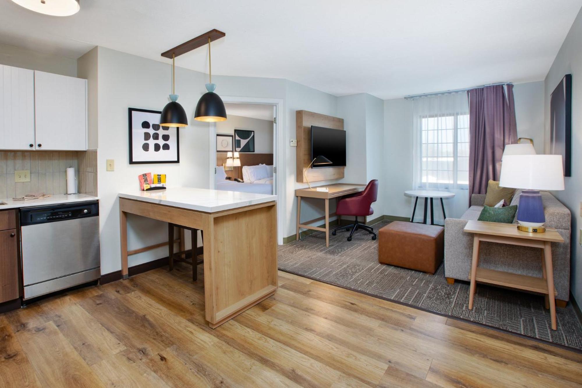 Staybridge Suites Omaha 80Th And Dodge By Ihg מראה חיצוני תמונה