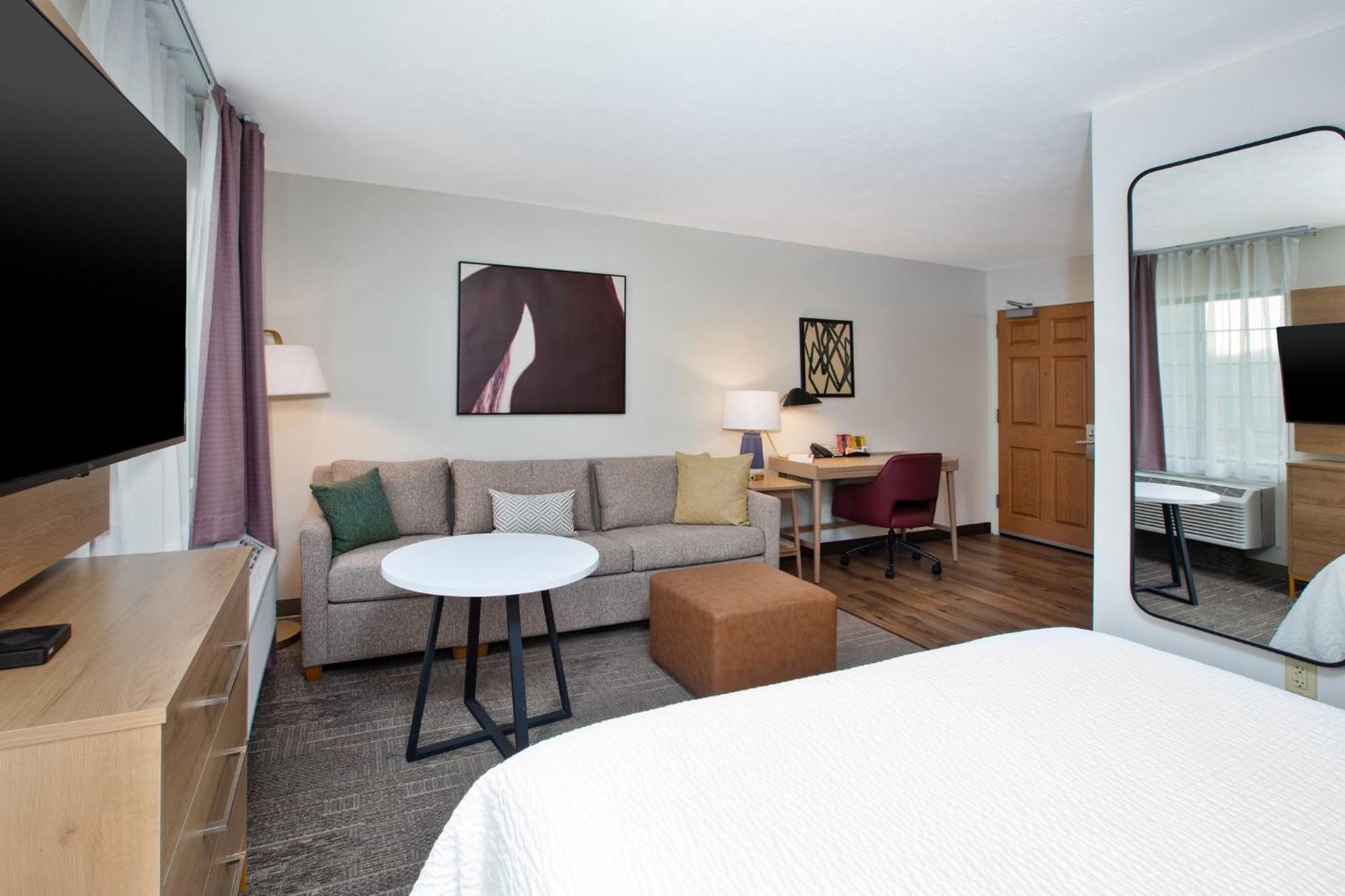 Staybridge Suites Omaha 80Th And Dodge By Ihg מראה חיצוני תמונה