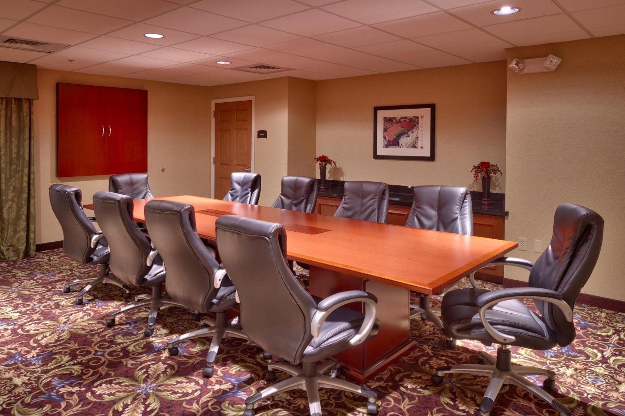 Staybridge Suites Omaha 80Th And Dodge By Ihg מראה חיצוני תמונה