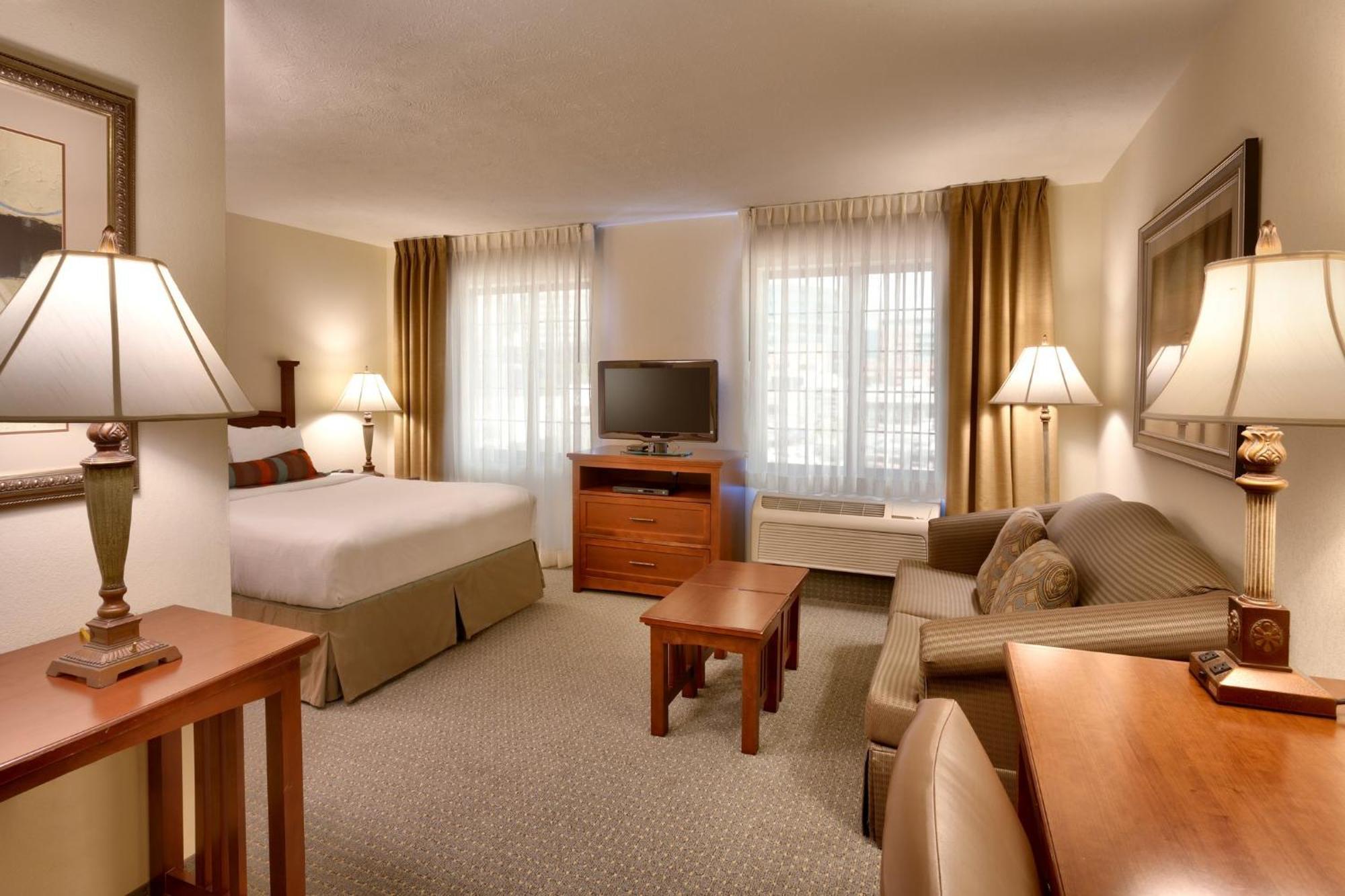 Staybridge Suites Omaha 80Th And Dodge By Ihg מראה חיצוני תמונה