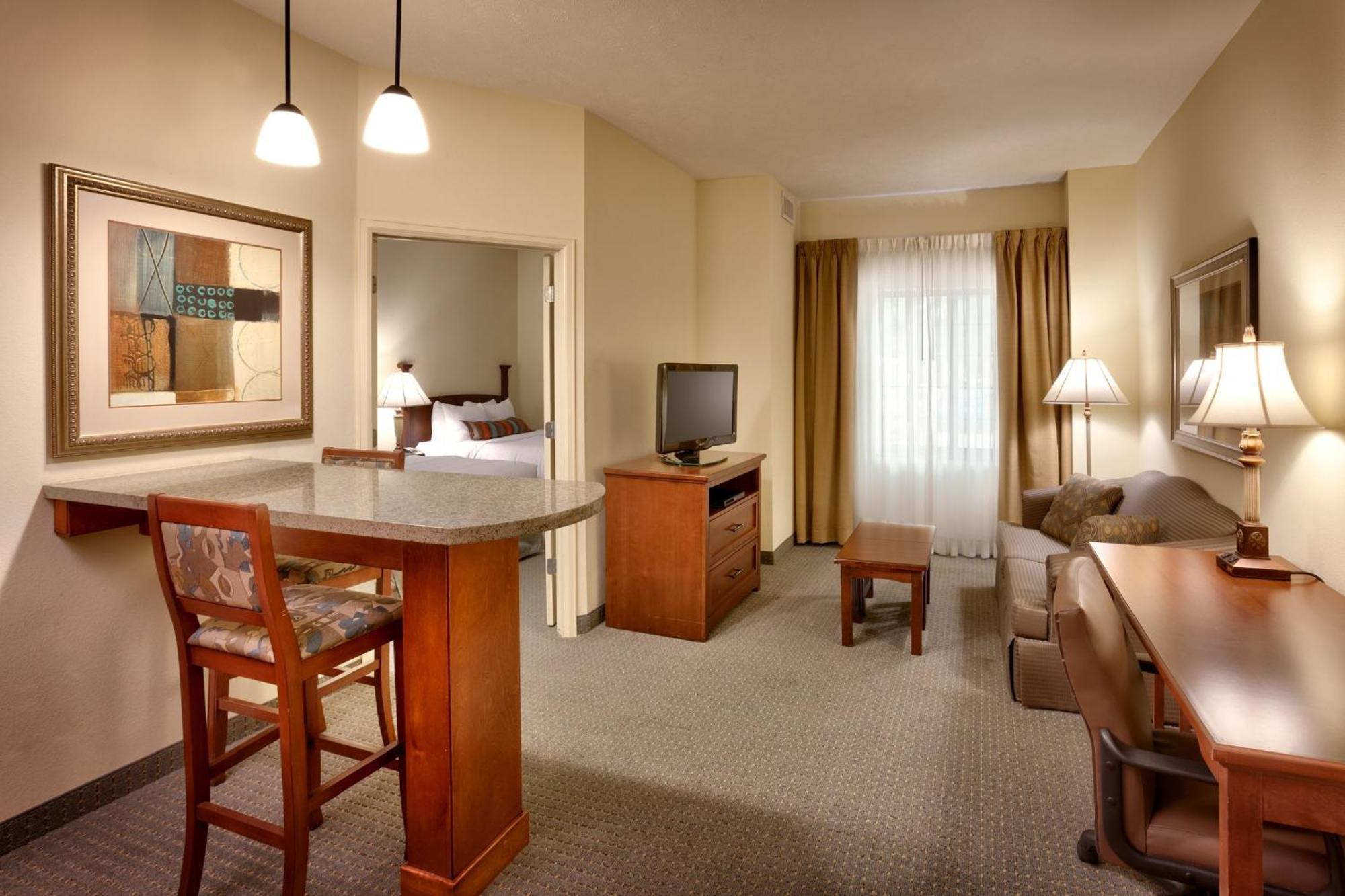 Staybridge Suites Omaha 80Th And Dodge By Ihg מראה חיצוני תמונה